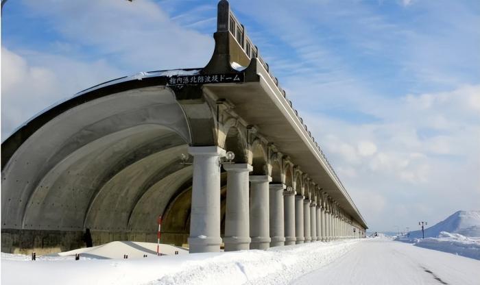 稚內港北防波堤