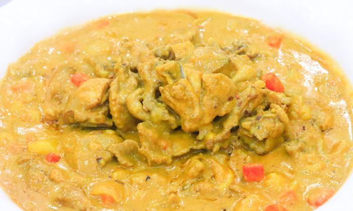 泰式咖哩雞成品