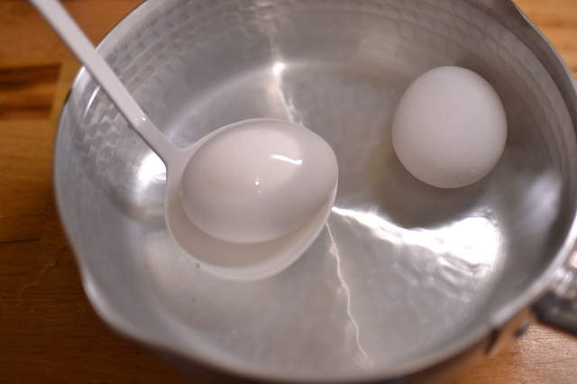 鍋煮溫泉蛋步驟